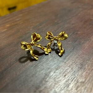 Gold Bow Stud Fashion earrings for women